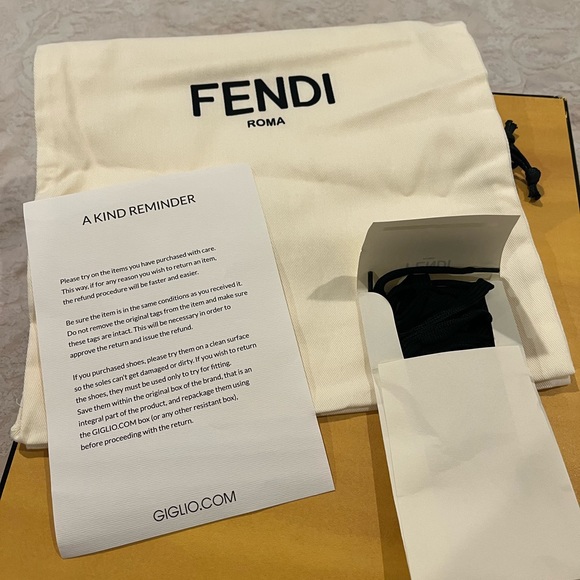 AUTHENTIC FENDI BOOTS - Picture 9 of 11